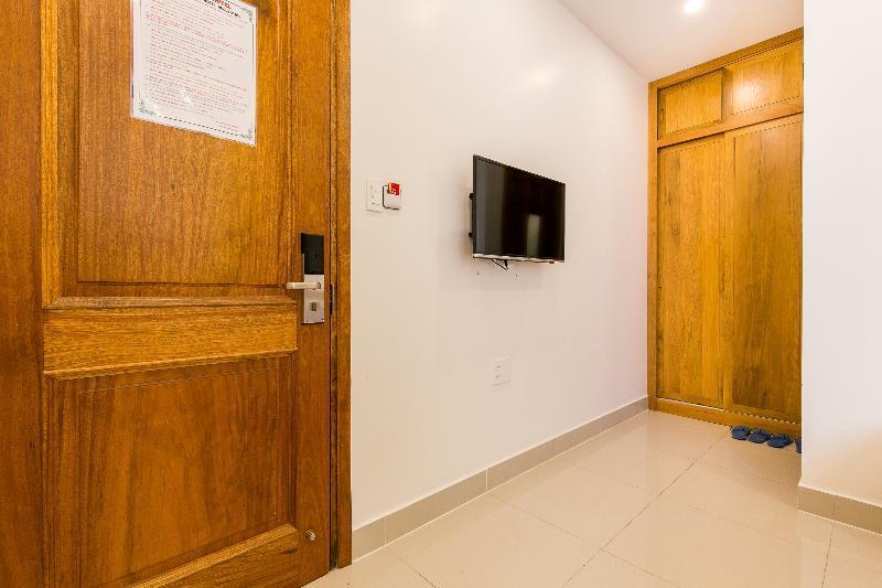 Oyo 231 Thien Cung Hotel Ho Chi Minh-stad Buitenkant foto
