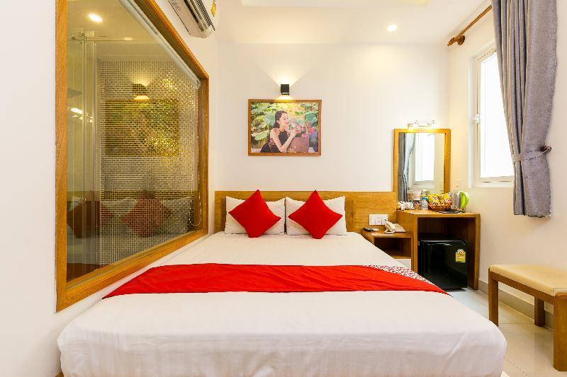 Oyo 231 Thien Cung Hotel Ho Chi Minh-stad Buitenkant foto