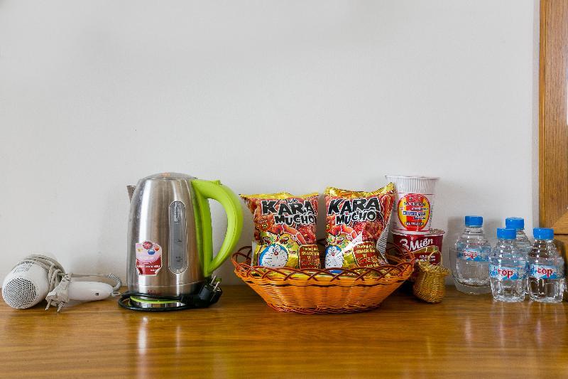 Oyo 231 Thien Cung Hotel Ho Chi Minh-stad Buitenkant foto